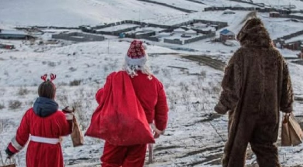 Лантуун хүү: Томчууд аа, хүүхэд тоглоом биш