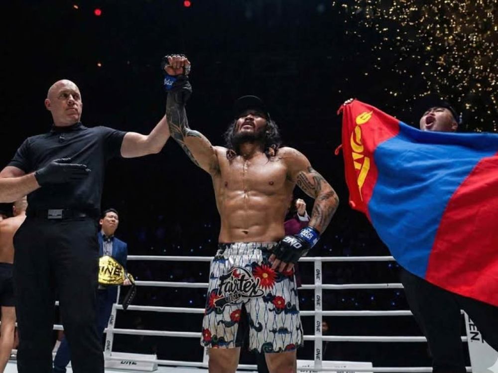 Б.Энх-Оргил "One Championship" холбооны аваргын бүсийг эзэмшлээ