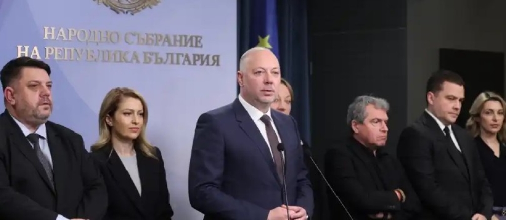 Болгарын ерөнхий сайд танхимтайгаа огцорлоо