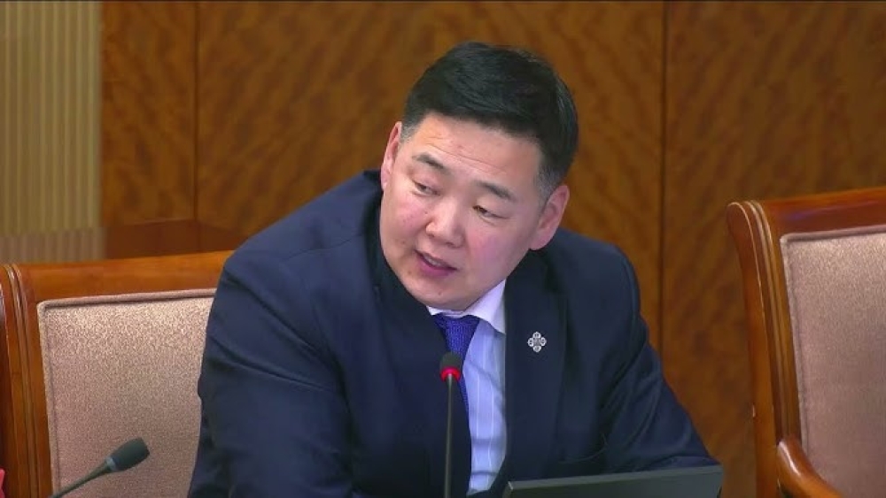 УИХ-ын гишүүн С.Эрдэнэбат: Тэтгэврийн батлан даагч нь төр, ЗЭЭЛИЙН ҮЛДЭГДЭЛТЭЙ АХМАДУУДАД нэмээд хэдэн сарын зээл олгочих хэрэгтэй