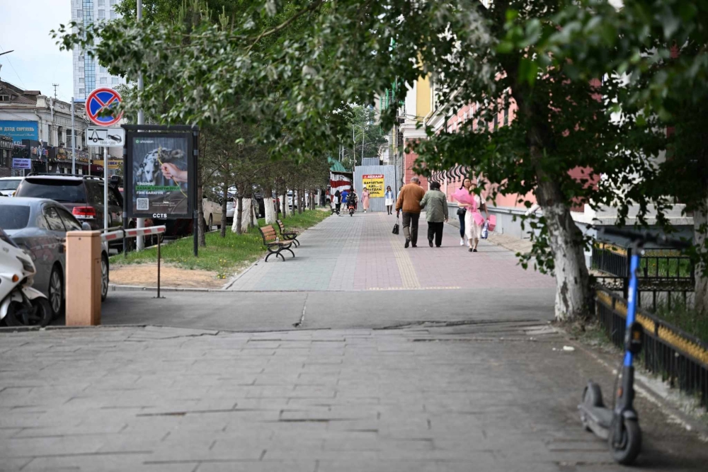 Сүхбаатар дүүрэгт 37 мянган ам.метр явган хүний замын засвар, арчлалтыг эхлүүлнэ