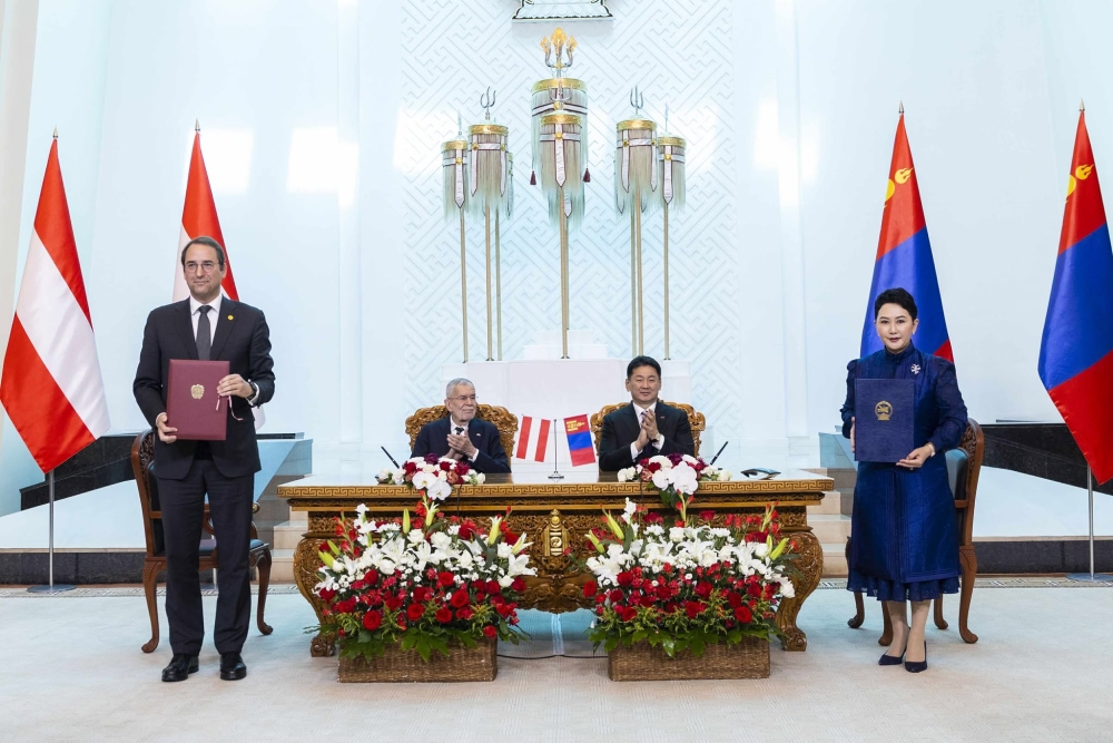 Монгол, Австри Улс Хамтарсан тунхаглал гаргалаа