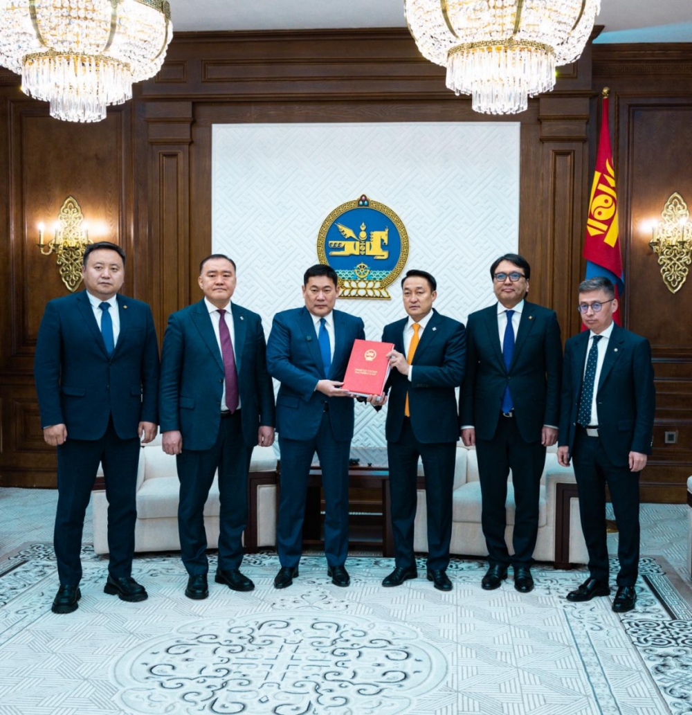 Хууль бус хөрөнгийг хураан авах тухай хуулийн төслийг өргөн барив