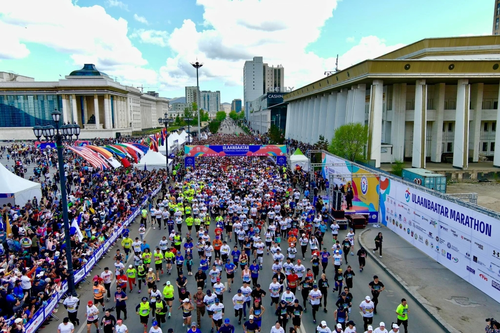 Улаанбаатар марафоны үеэр 06:00-18:00 цагийн хооронд төв замыг хаана