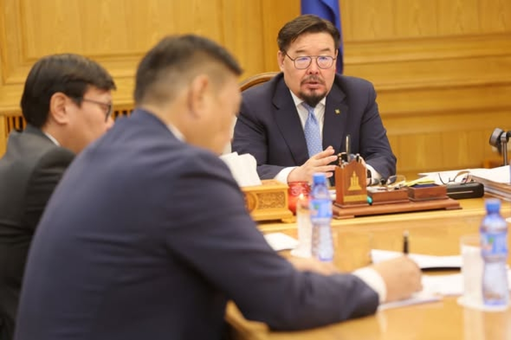 Ерөнхий сайд Г.Занданшатар халдвар, хамгааллын дэглэмийг бүх шатанд сахих үүрэг өглөө