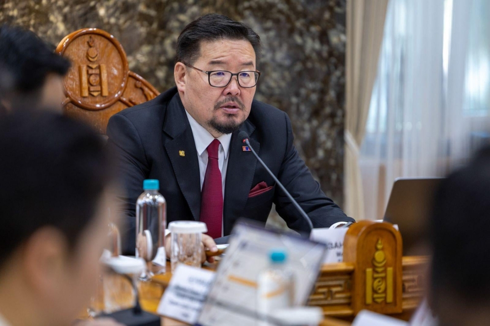 Г.Занданшатар: Монголын ард түмэн баялгийнхаа жинхэнэ эзэн байх ёстой