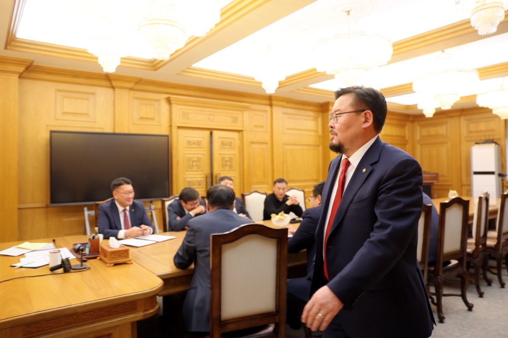 Г.Занданшатар: Та бүхэнд зарчмын байр суурь, шийдвэрийнхээ талаар танилцуулъя