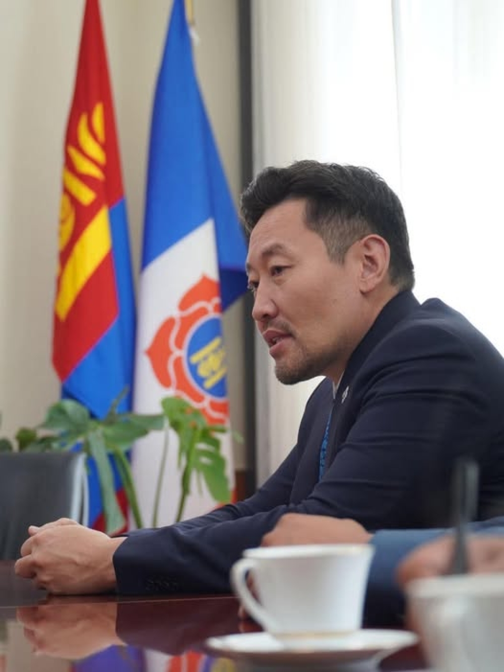 Х.Ганхуяг: Үндсэн хуулиа илтэд зөрчсөн асуудал хэлэлцэх чуулганы хуралдаанд оролцохгүй