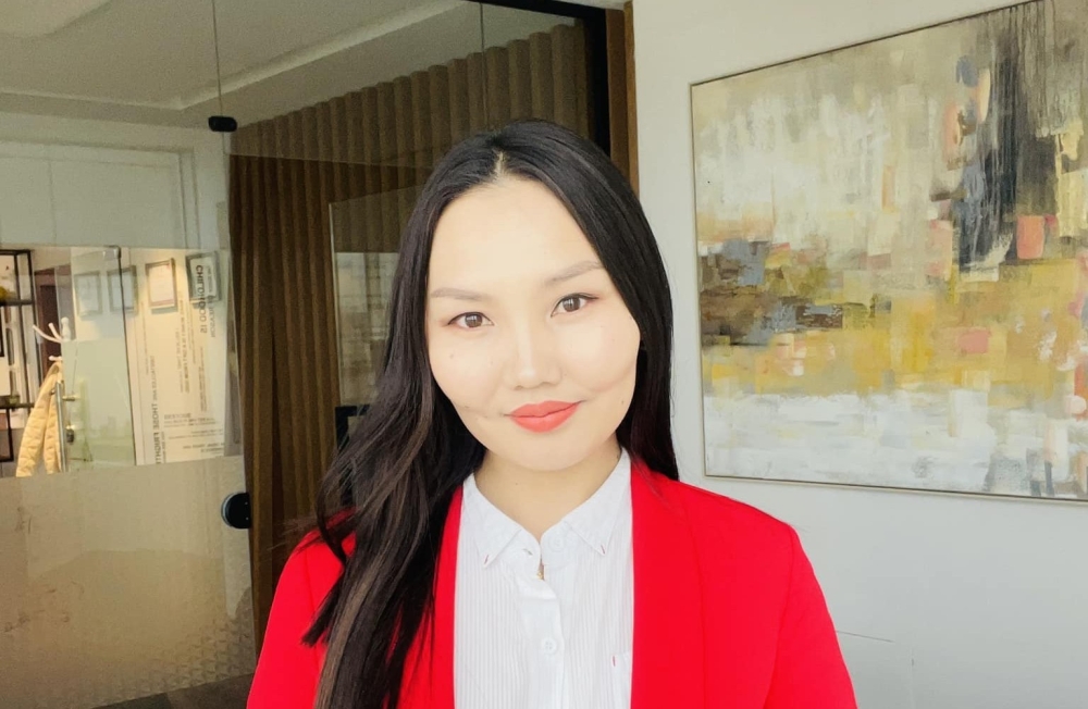 Аав нь аав байж ээж нь ээж байдаг гэр бүл хамгийн тайван